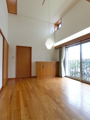 【居間・リビング】 | 深沢４丁目貸家