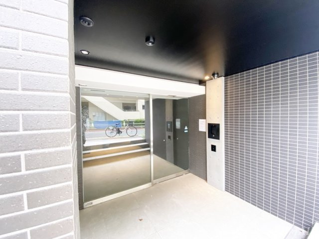 ラヴィエール滝野川のエントランス|エントランスです☆