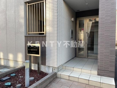 【エントランス】 | Ｋ ハウス Ⅱ | 建物の内部です
