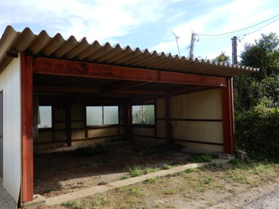 【駐車場】 | 成田市地蔵原新田工場 | 屋根付き駐車場