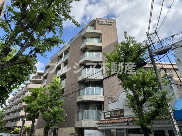 ソリューション甲子園の外観