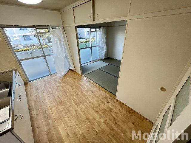 光明台24号棟の内装