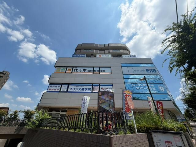 オークプラザの外観