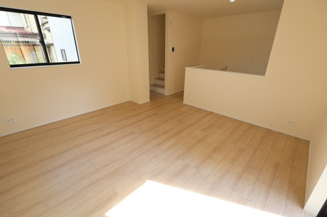 《仲介手数料無料》上尾市中分１丁目18-26新築一戸建てハートフルタウン