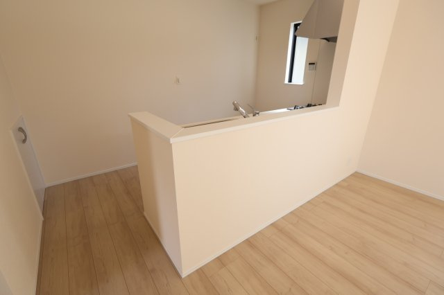 《仲介手数料無料》上尾市中分１丁目18-26新築一戸建てハートフルタウンのキッチン