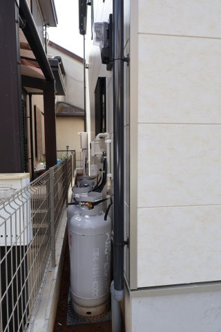 《仲介手数料無料》上尾市中分１丁目18-26新築一戸建てハートフルタウンの外観