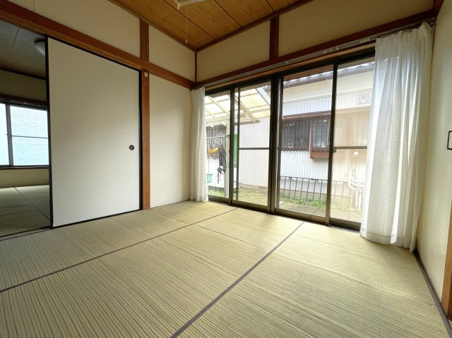 田間江森邸貸家の和室