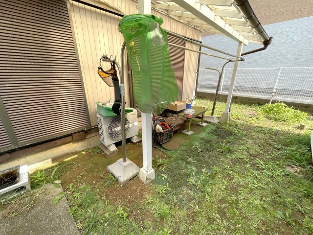 田間江森邸貸家の庭