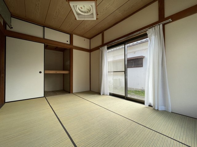 田間江森邸貸家の和室