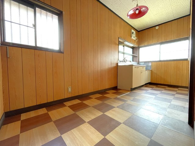 田間江森邸貸家の居間・リビング