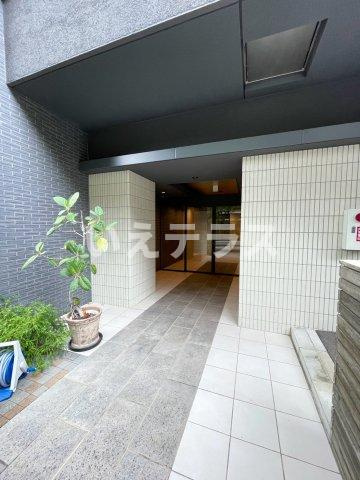 ルガールボニート新神戸のエントランス