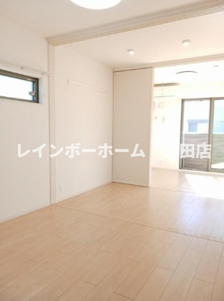 アムール※初期費用分割あと払いサービス利用可能物件の居間・リビング