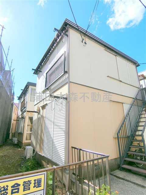仲六郷ハイツの外観|1983年11月築　軽量鉄骨造地上2階建て総戸数4戸の賃貸アパート
京急本線雑色駅近の東京都大田区仲六郷2丁目　JR京浜東北線蒲田駅も徒歩圏内！？
