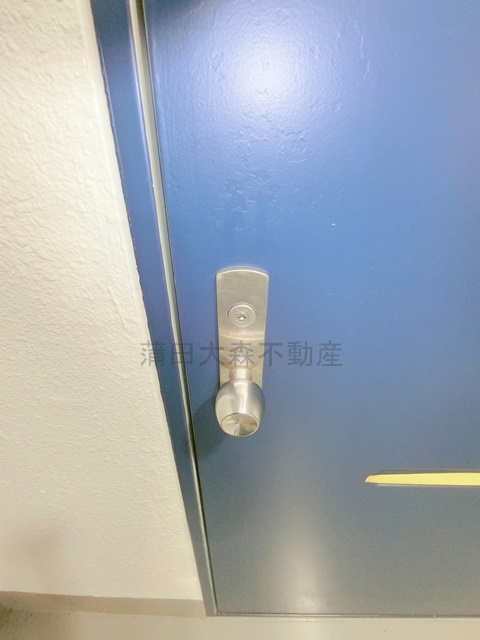 エステート大森の玄関