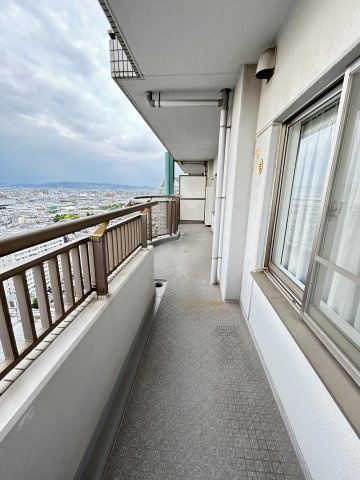 ラヴェール尼崎のバルコニー