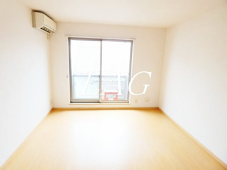 【居間・リビング】 | メゾンヌーボ | 洋室のお部屋です。