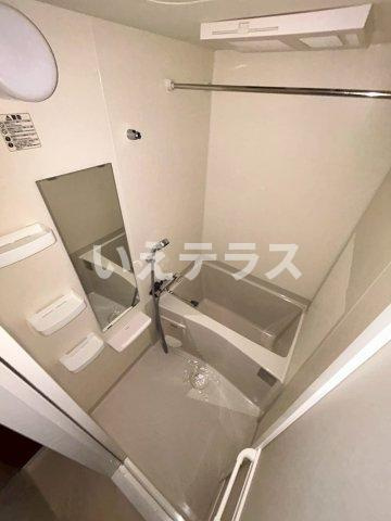 ララプレイス神戸西元町の浴室