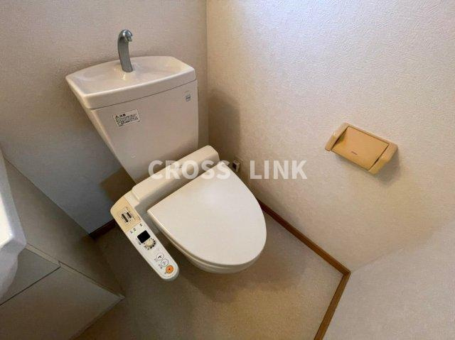 【トイレ】 | サヴォイステュディオブランシェ  | 同マンション別号室の画像です