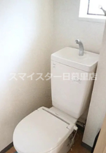 川口市上青木西２丁目の賃貸マンションのトイレ