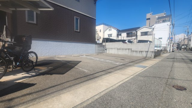 【駐車場】ハイツスマイル
