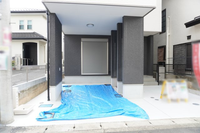 草加市吉町5丁目 新築分譲住宅の駐車場