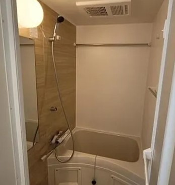 アースお花茶屋の浴室