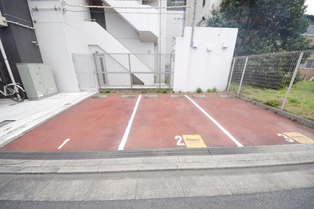 Ｓ－ＦＯＲＴ潮見の駐車場