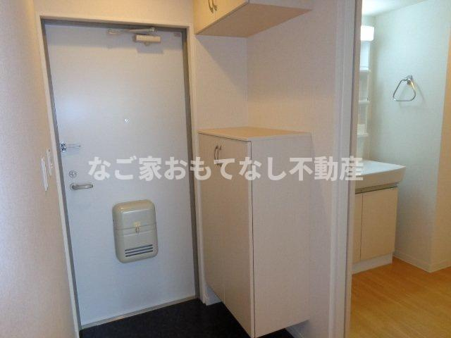 【玄関】 | シエル　クレール | ※写真は別号室