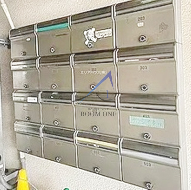 シャンブルドット元住吉のその他共用部分|集合ポストです。