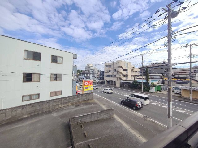 シティハイム　スリーゼの駐車場