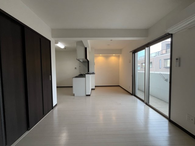 MISTRAL北条宮の町の居間・リビング