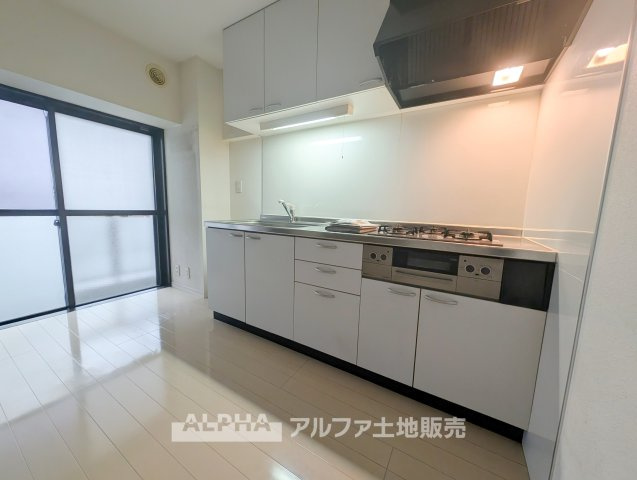 日神パレス立川第2のキッチン|【Fresh Kitchen】
◆システムキッチン◆リフォームで新品交換予定。新しい設備で、毎日の料理を気持ちよく始められます。