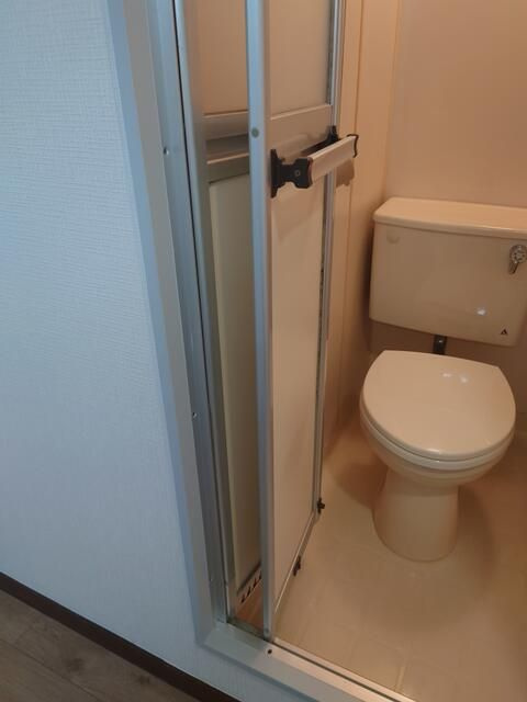シャインハイム獨協大学駅前のトイレ
