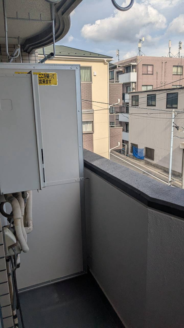 板橋区双葉町の賃貸マンションのバルコニー|他室の写真になります