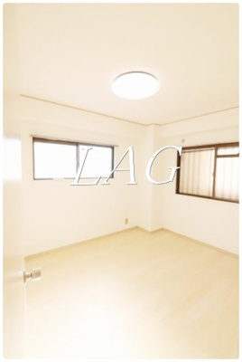 【居間・リビング】 | 第一大津ビル | 洋室のお部屋です。