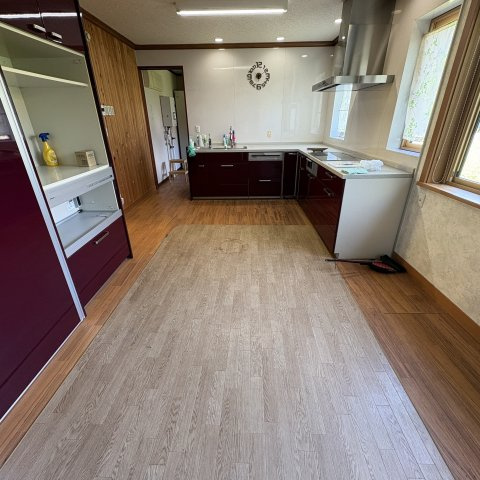 室蘭市本輪西町5丁目15-20戸建のキッチン
