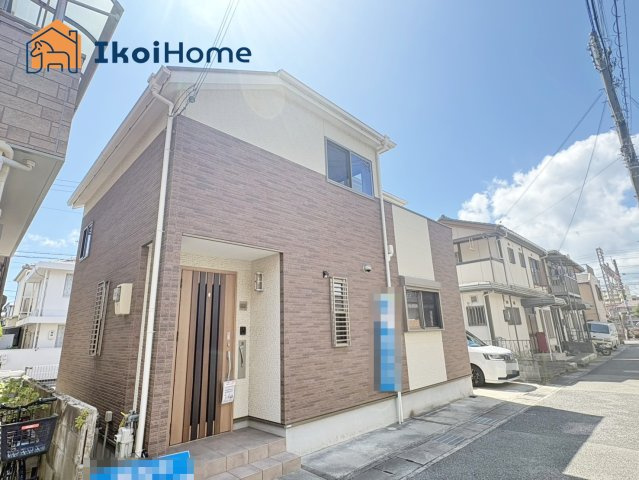 明石市朝霧町1丁目　中古戸建のエントランス|物件・当店の最寄駅まで無料送迎！最短10分で指定場所へお迎えに向かいます！まずはお問い合わせください