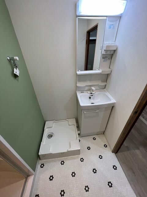 千葉市中央区都町６丁目の賃貸マンションの独立洗面台