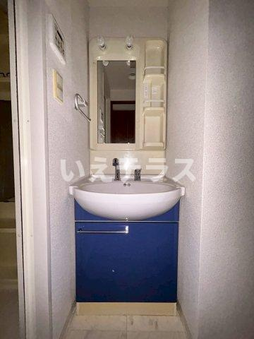 プレサンスみなと元町駅前の洗面所