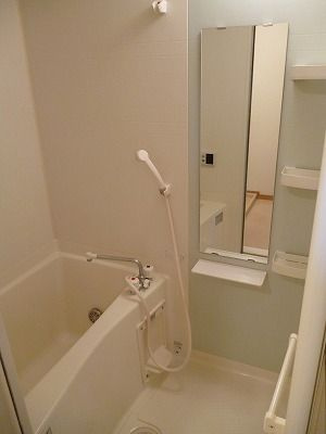 プラシード輝の浴室