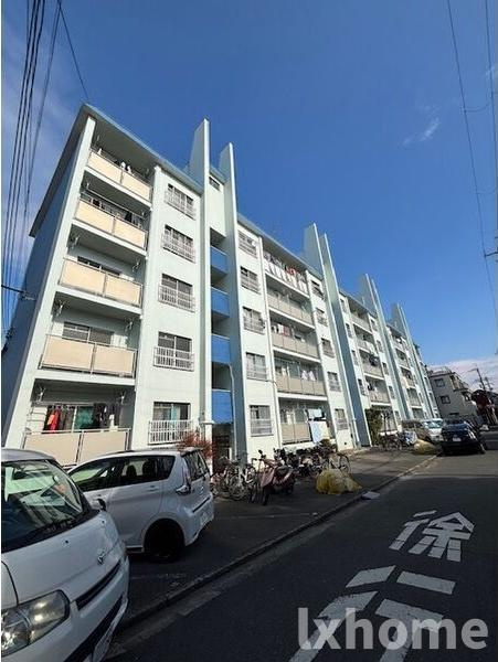 大建コーポ千里丘　B棟の外観|落ち着いた雰囲気の外観です