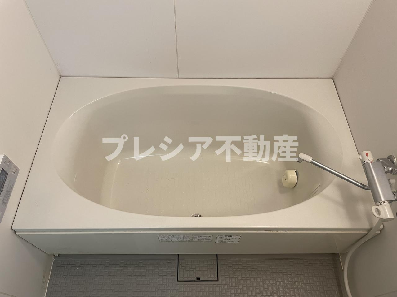 シャルム甲子園口の浴室