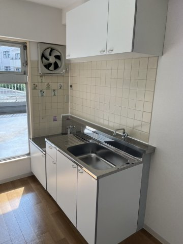 トーカンマンション五反田のキッチン