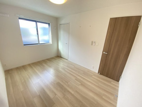 【寝室】 | 同タイプの部屋となります