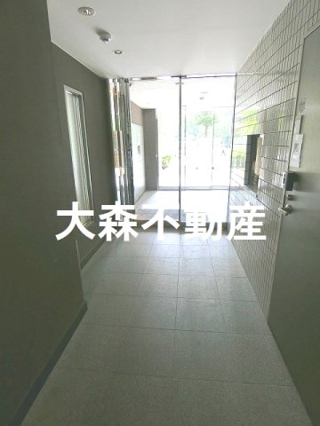 レジディア大森Ⅱのエントランス