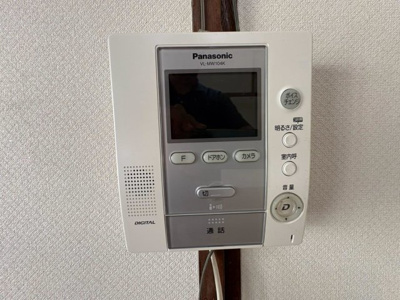 【防犯設備】 | 我孫子コーポＢ棟 | 防犯設備として欠かせないTVモニター付きインターフォンがあります♪