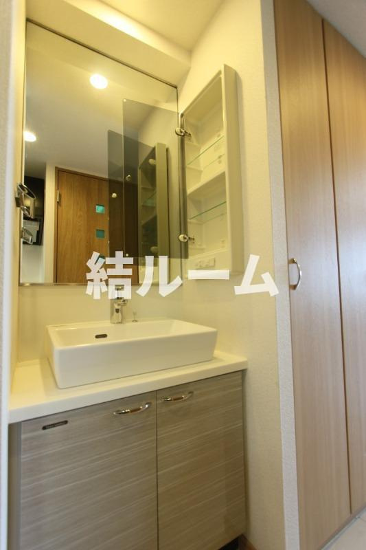 板橋区弥生町の賃貸マンションの洗面所