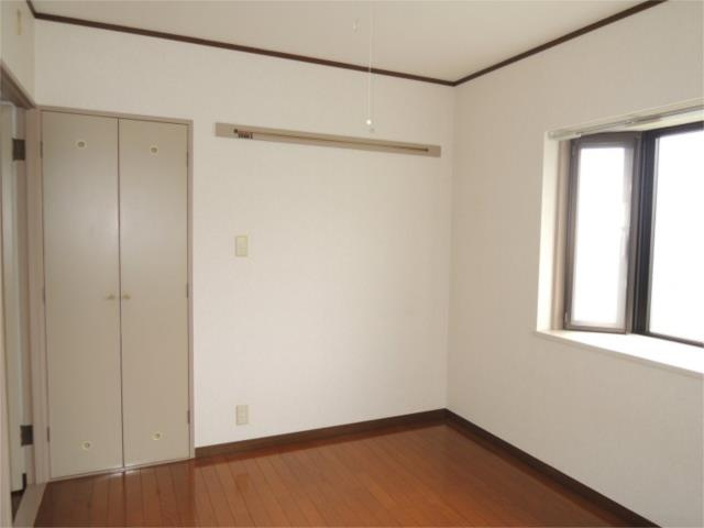 川崎市多摩区菅城下の賃貸マンションの収納