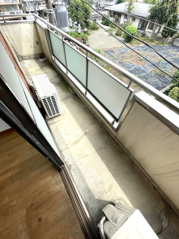 プレステージ宮原のバルコニー