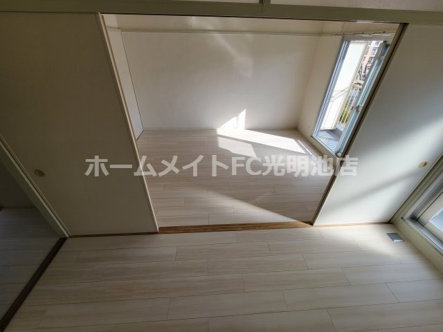 UR泉北桃山台１丁19号棟の洋室